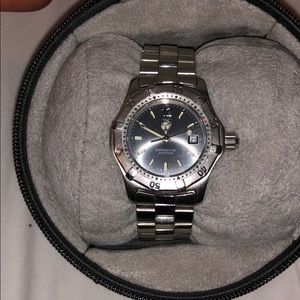 Women’s tag huer watch. Good condition.AUTHENTIC.